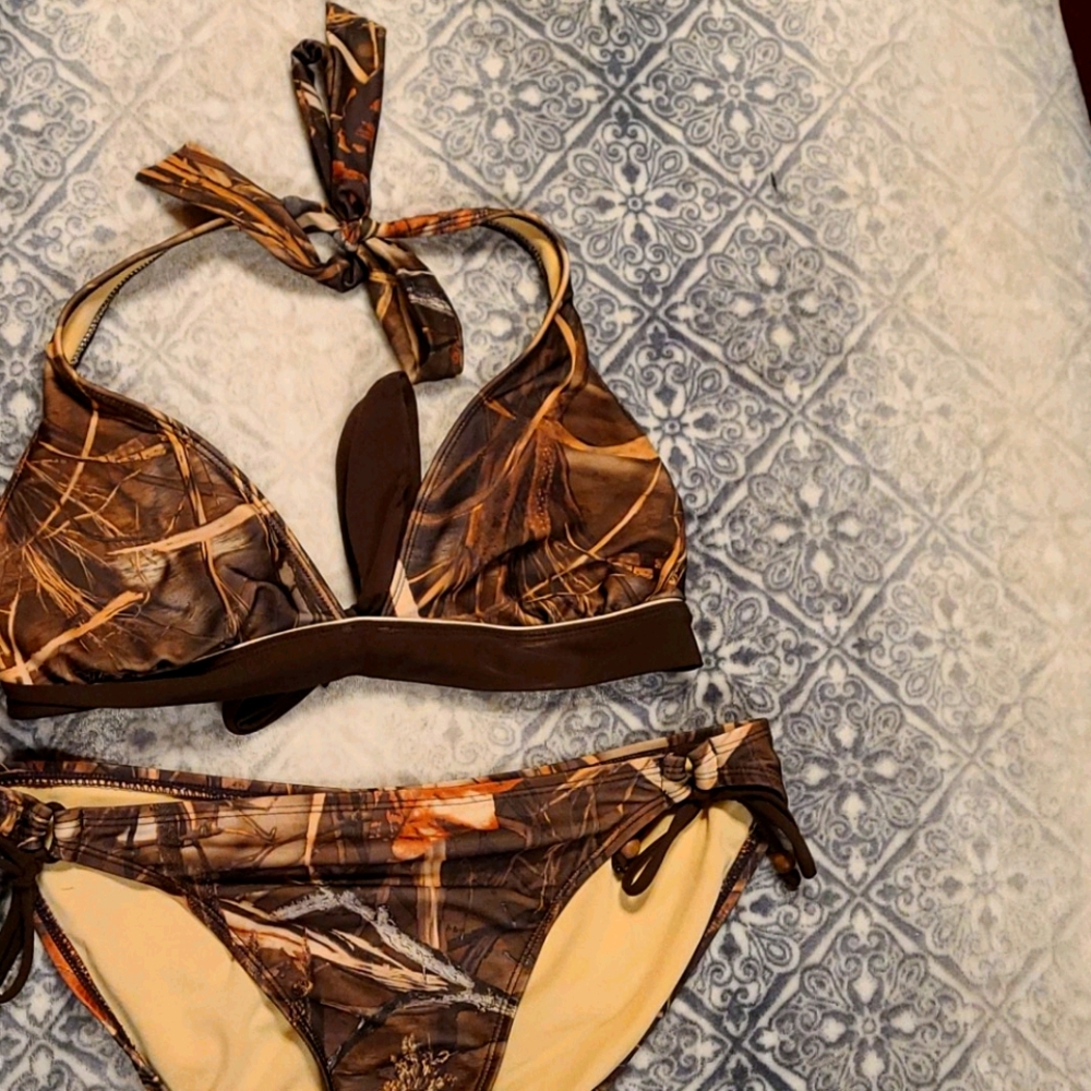 Camouflage swim suit 👌